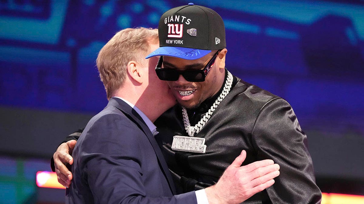 Abdul Carter and Roger Goodell