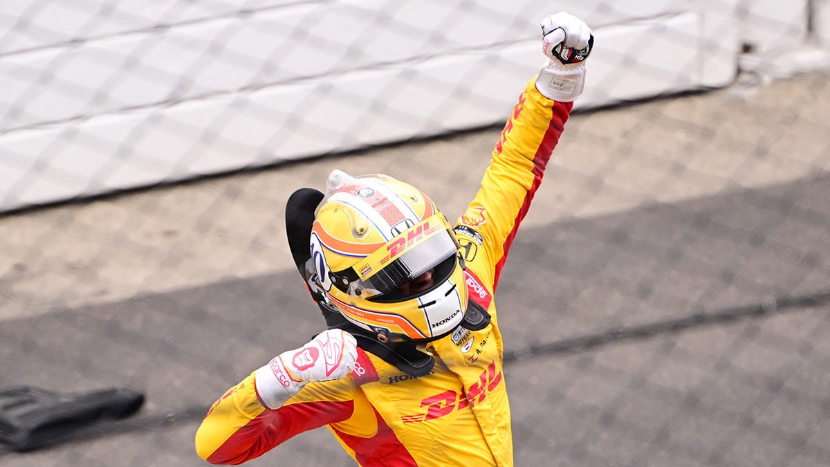 Alex Palou fist pumps