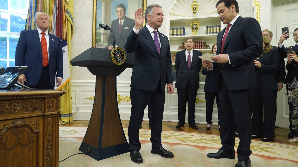 Steve Witkoff sworn into office in Oval Office, Trump watching