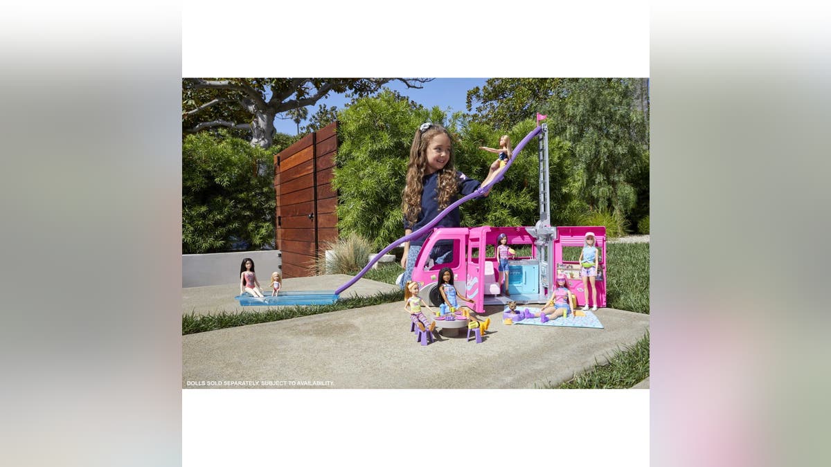 Your child will have hours of fun with this camper.