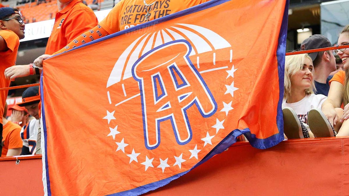 Barstool logo