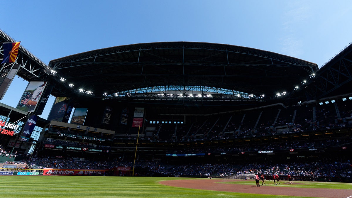 Retractable roof