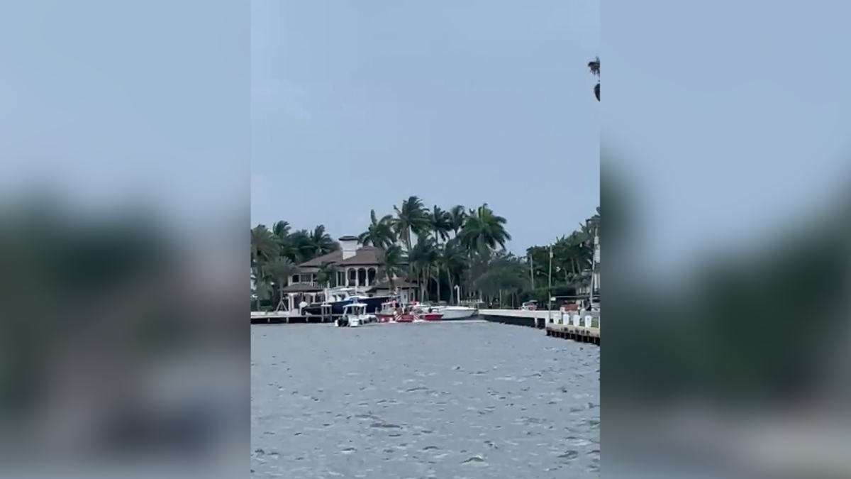Reported boat explosion near Ft. Lauderdale