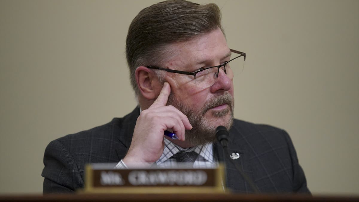 Representante republicano do Arkansas Rick Craft, Washington, DC, EUA, quinta -feira, 15 de abril de 2021 ouvido durante a audiência de um comitê de inteligência da Câmara