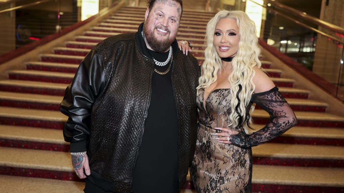 Jelly Roll and Bunnie XO