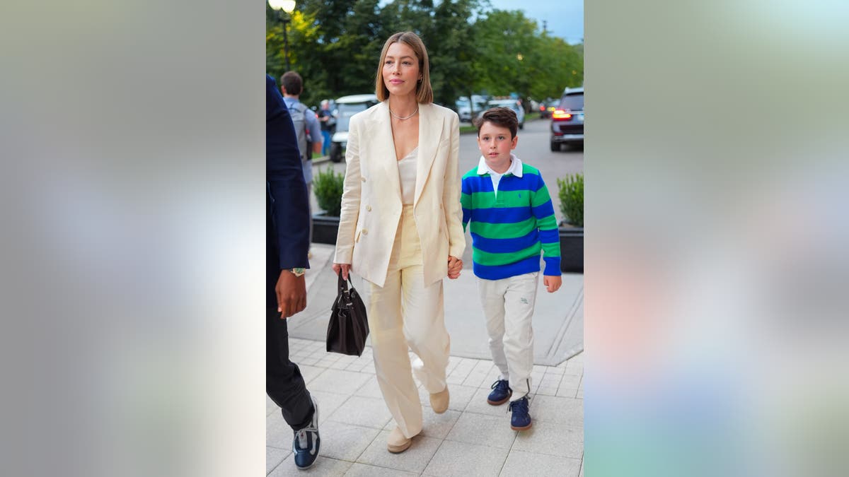 jessica biel with son silas walking to us open