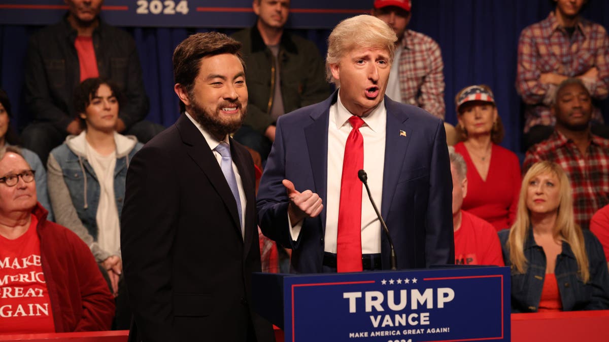 SATURDAY NIGHT LIVE -- Episode 1865 -- Pictured: (l-r) Bowen Yang as JD Vance and James Austin Johnson as Donald Trump during the "Campaign" Cold Open on Saturday, September 28, 2024 -- (Photo by: Will Heath/NBC via Getty Images)