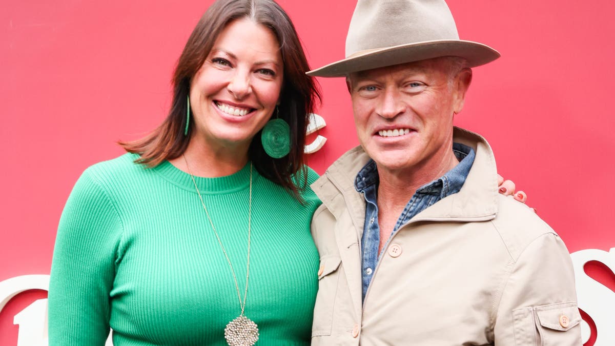 Ruve, Neal McDonough