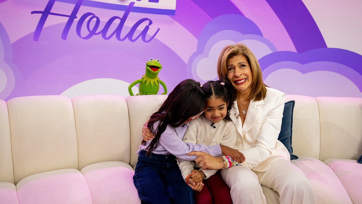 hoda kotb with both daughters