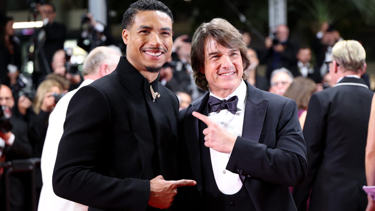 Greg Tarzan Davis and Tom Cruise