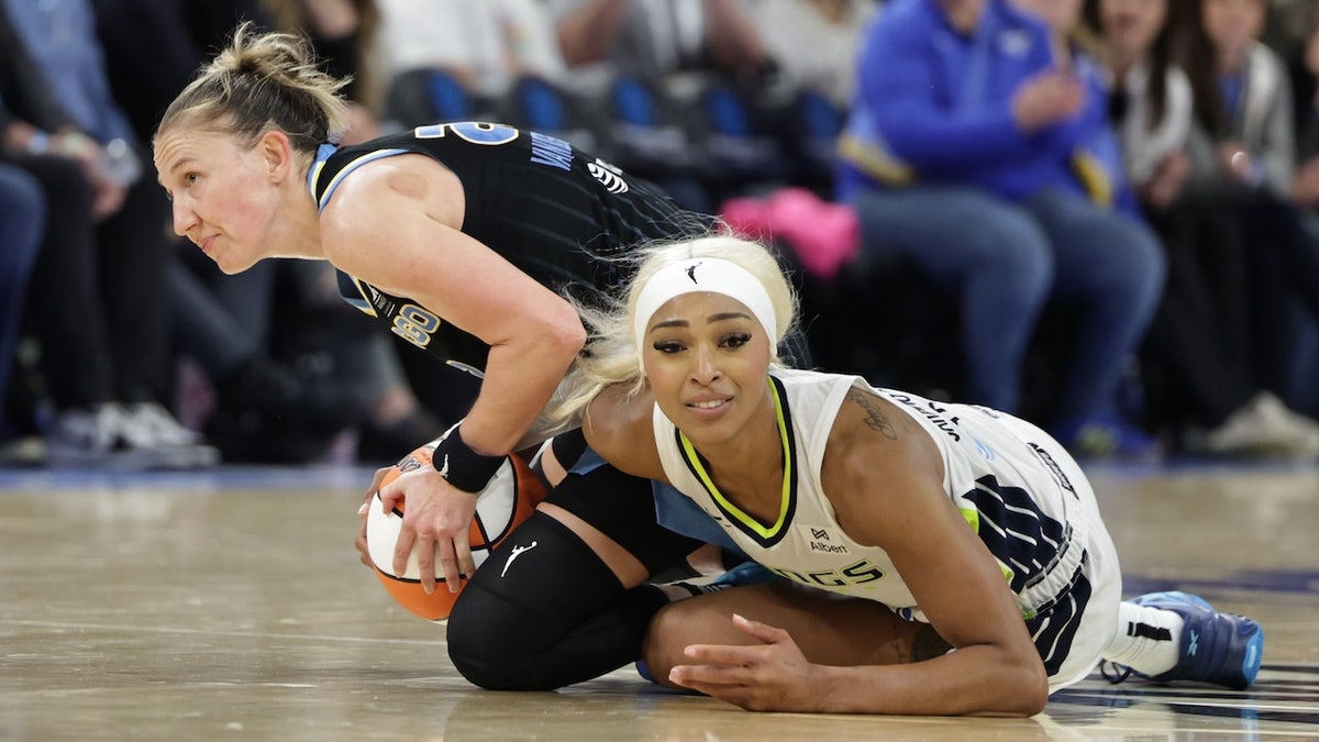 Vandersloot and Carrington