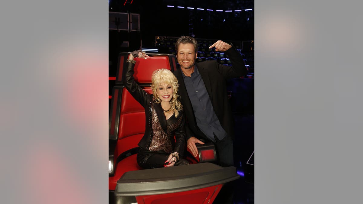 Dolly Parton, Blake Shelton