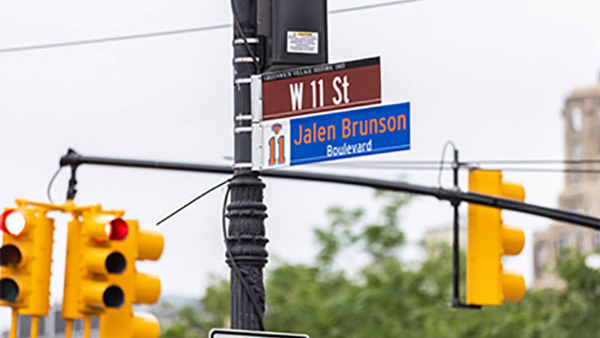 Jalen Brunson street sign