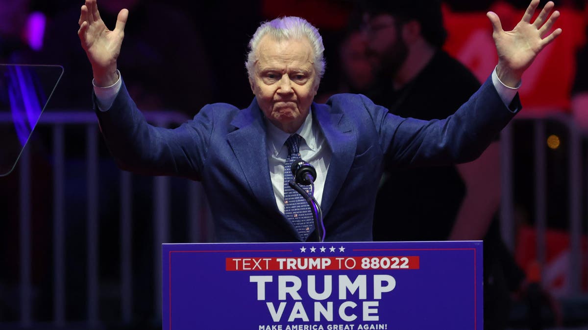 Jon Voight at a Trump rally