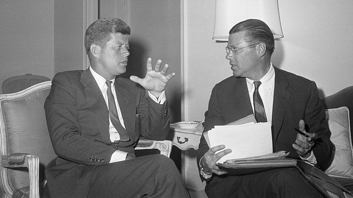jfk_mcnamara