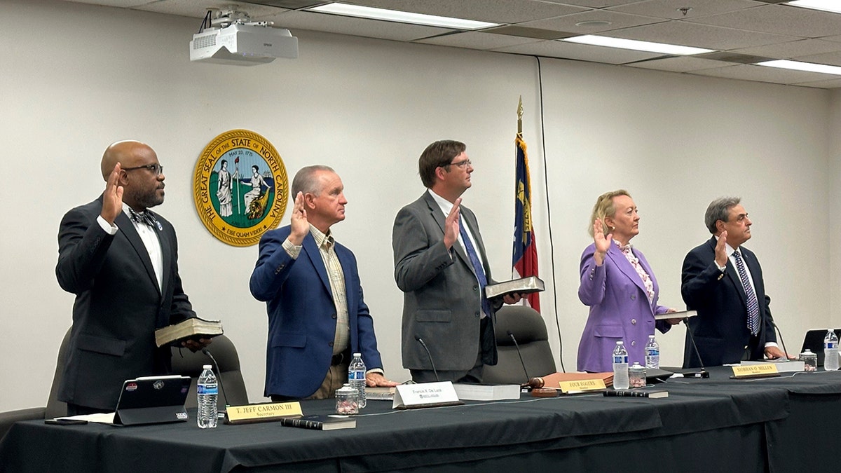 North Carolina election officials sworn in