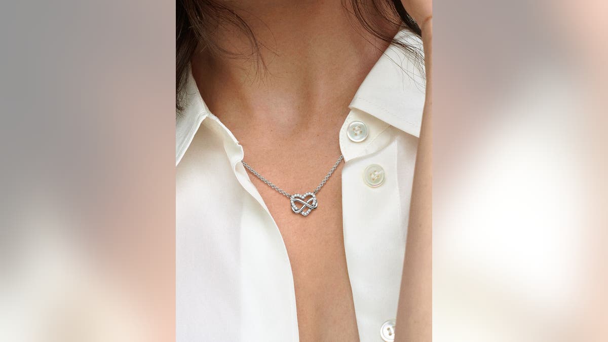 Wear this necklace at three different lengths.