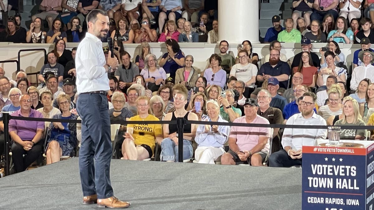 Buttigieg connected signifier successful Iowa