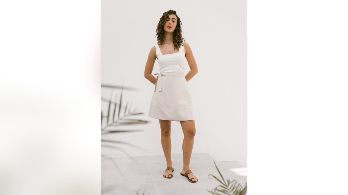 This wrap skirt is comfortable and easy to wear.