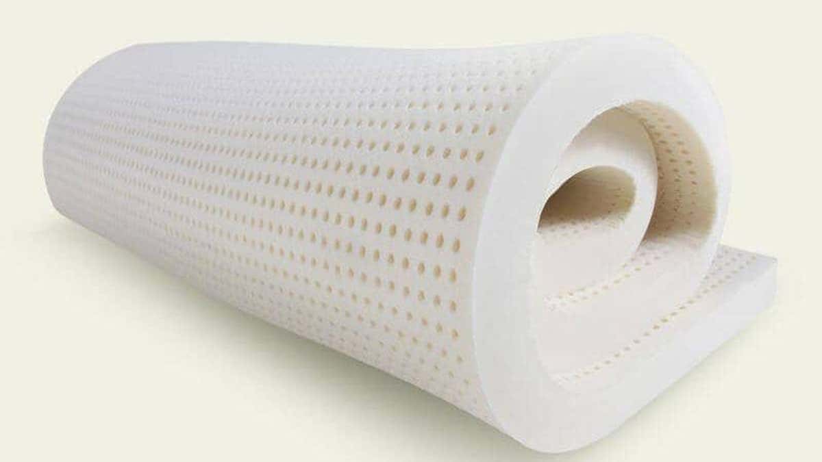 PlushBeds Organic Latex Mattress Topper is crafted from 100% organic latex.