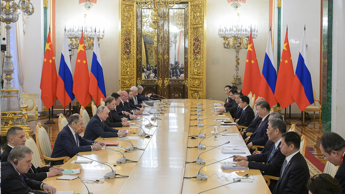Putin XI meets in Moscow
