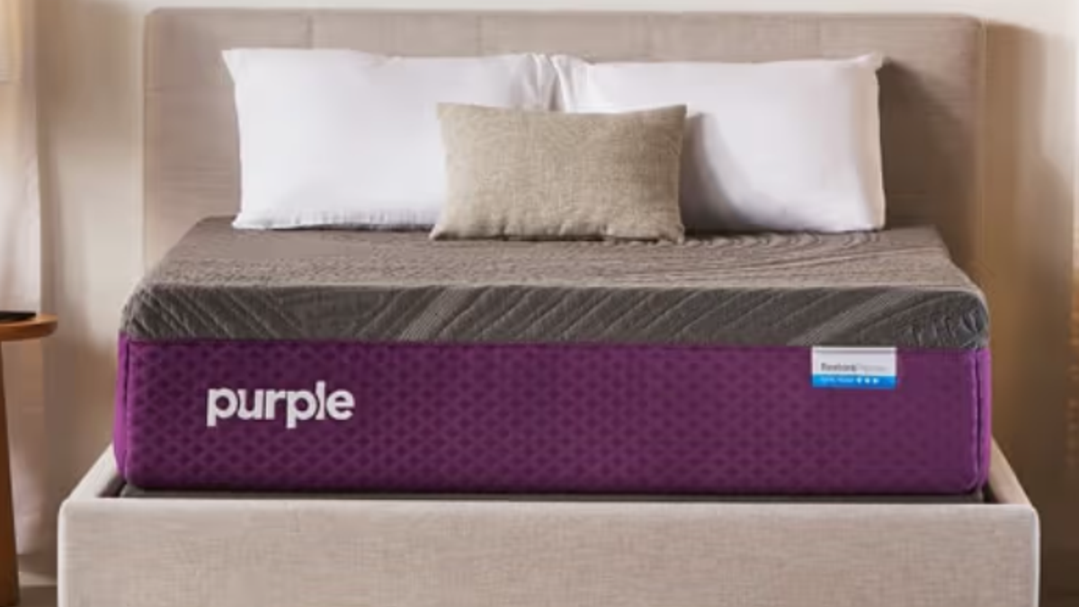 The combination of the cover material and these coils helps keep you cool and comfortable while you sleep. 
