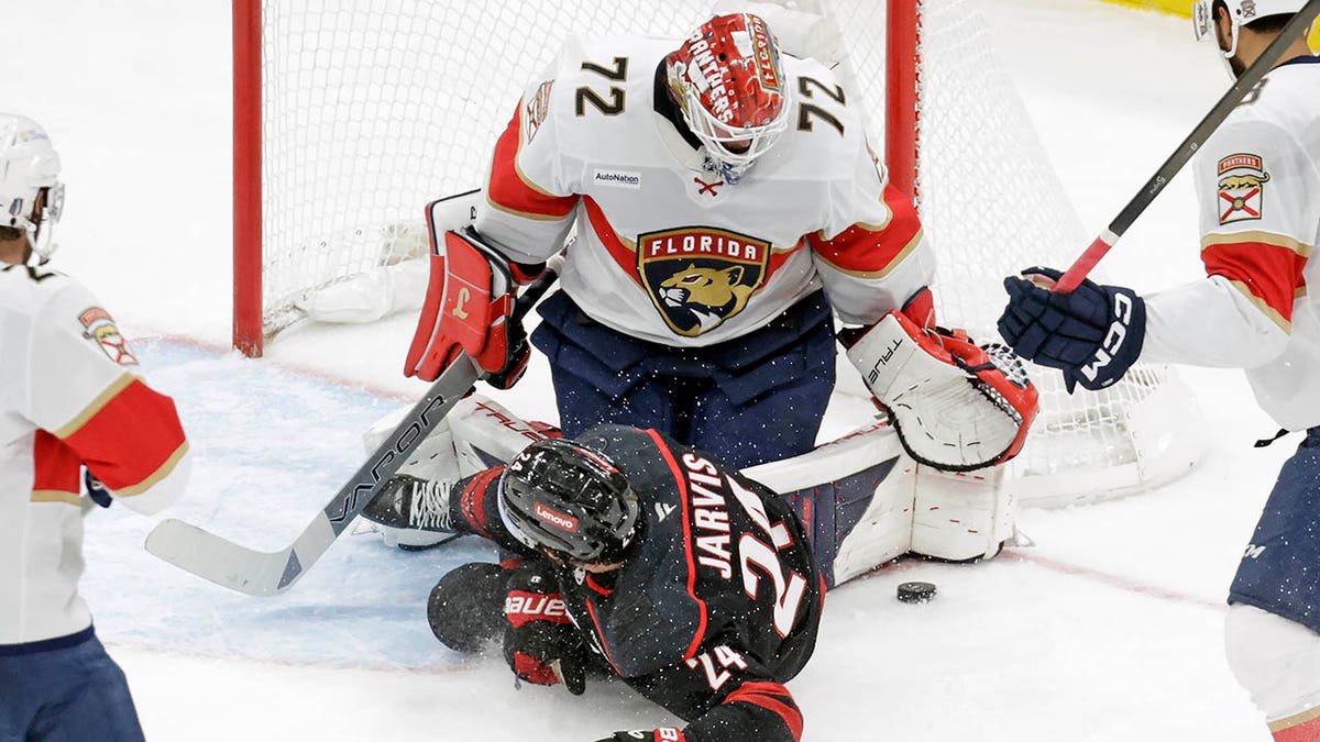 Seth Jarvis in action