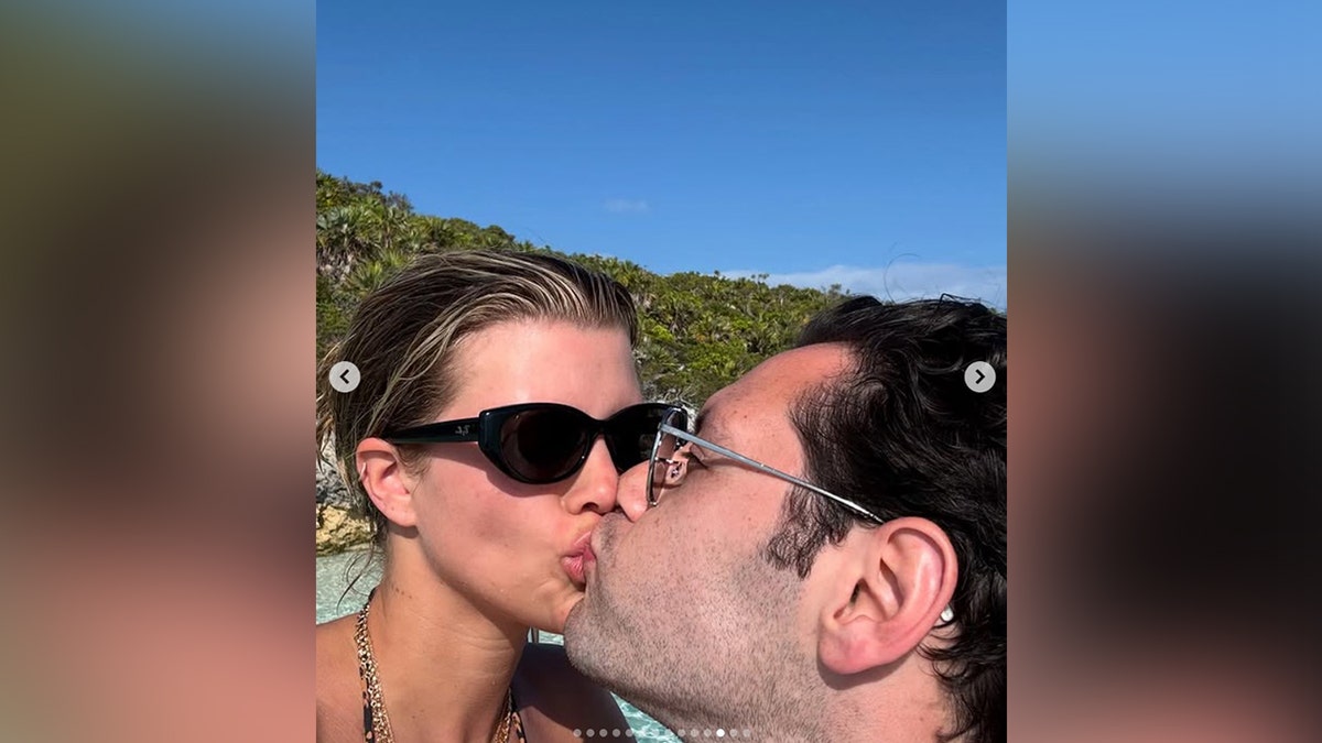 Sofia Richie and her husband enjoyed a tropical vacation.