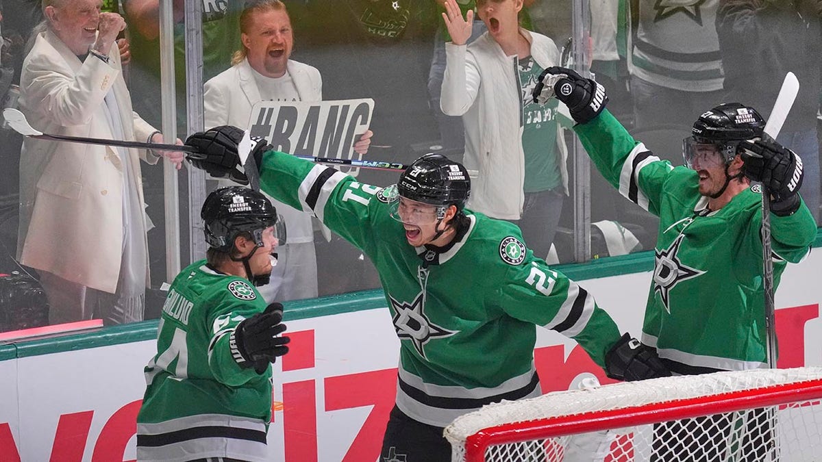 Stars players celebrate