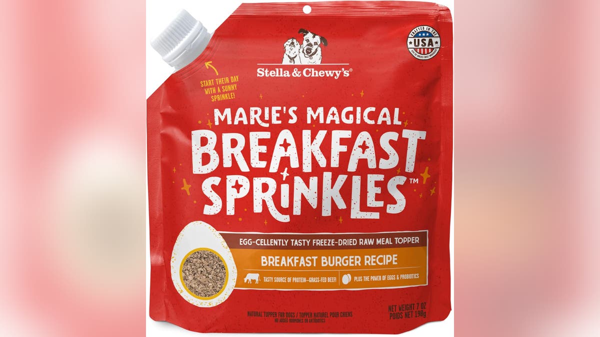 Use these sprinkles to add raw nutrition and flavor to dog food.
