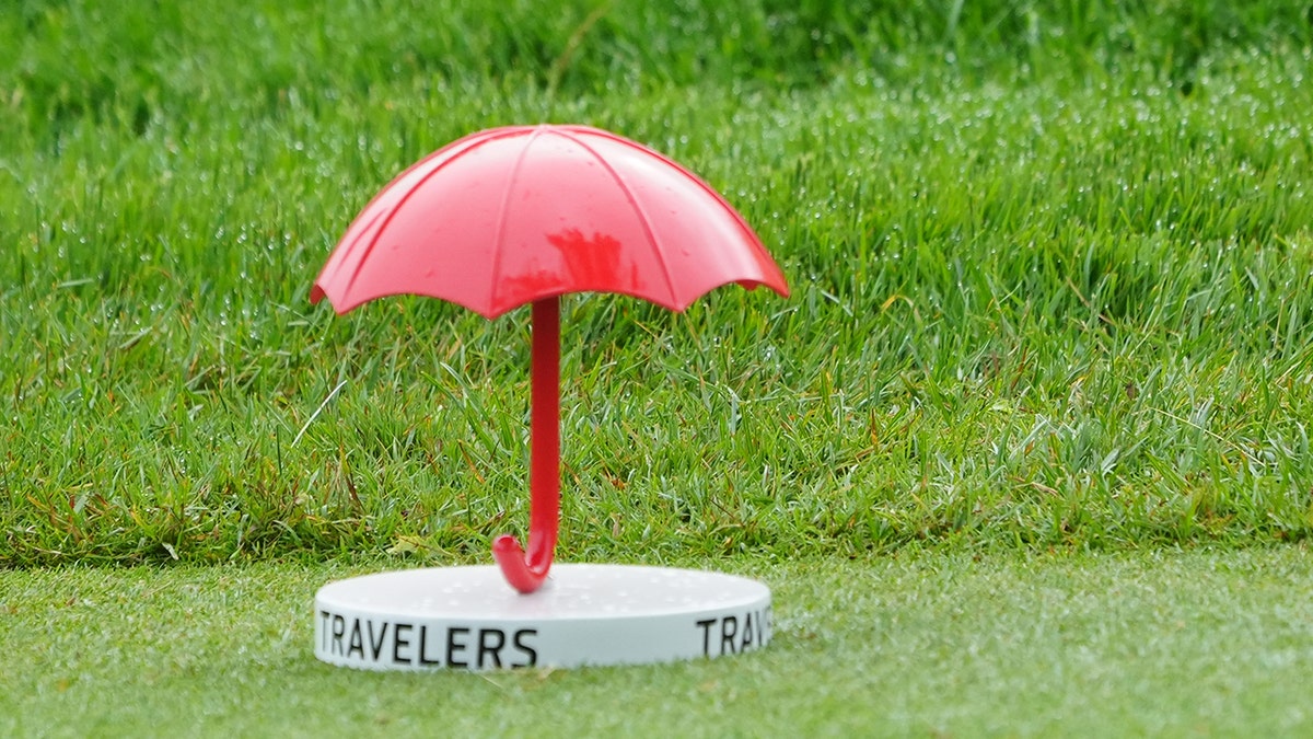 Travelers tee box
