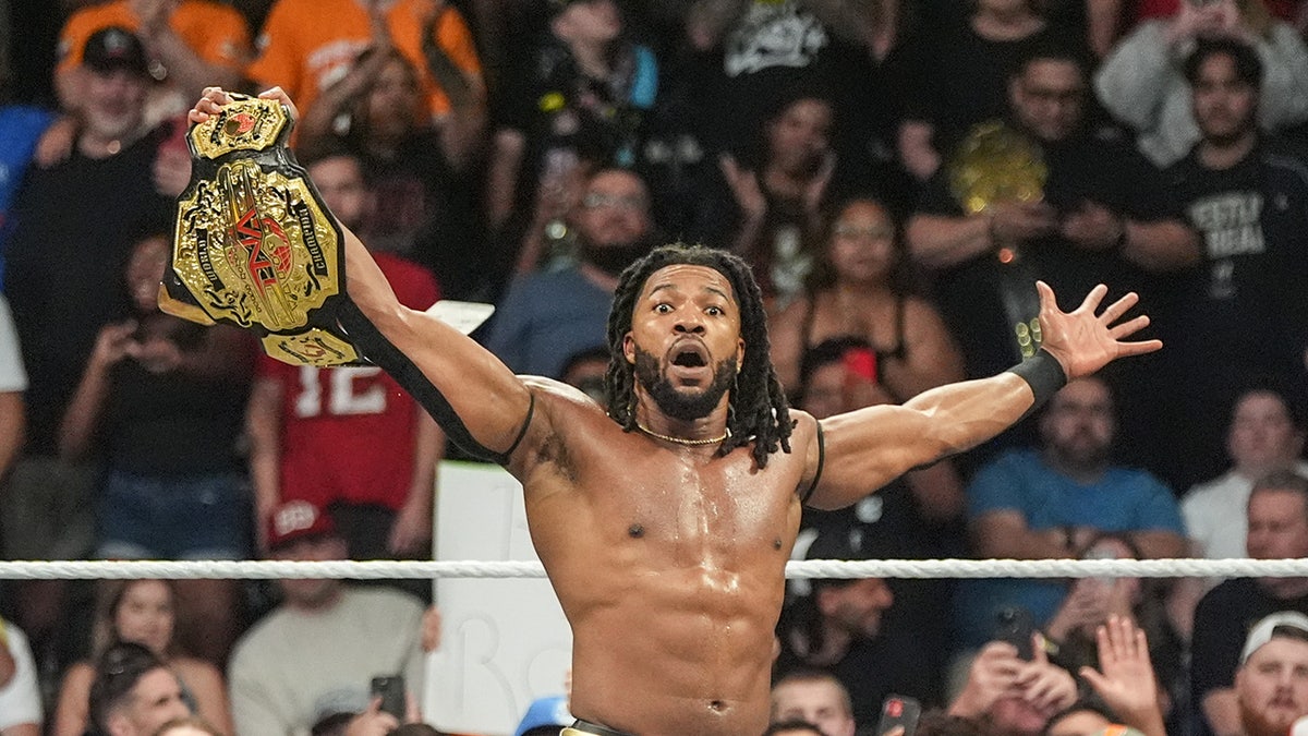 Trick Williams wins the TNA title