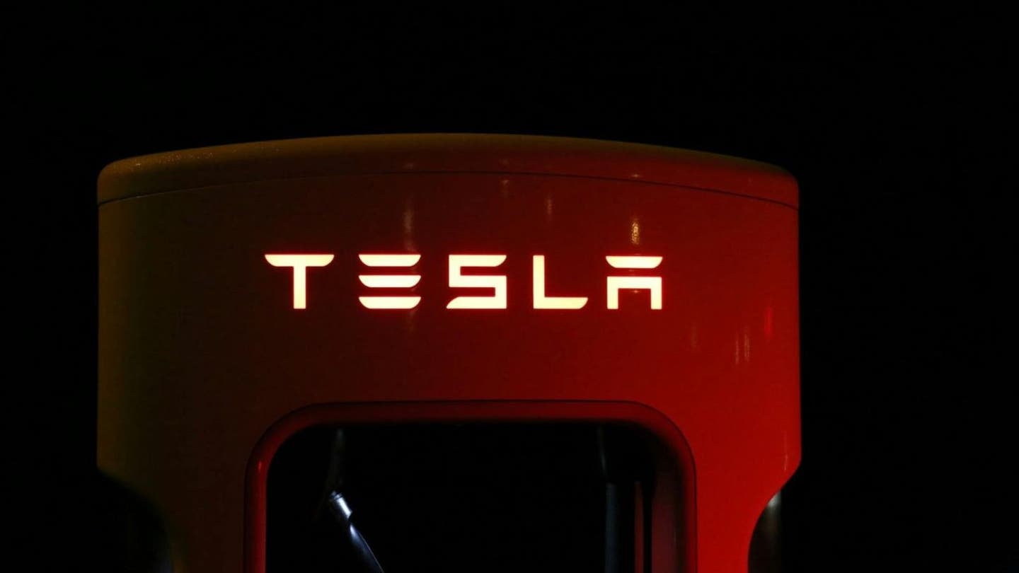 1 whos exposing tesla owners personal info and could you be