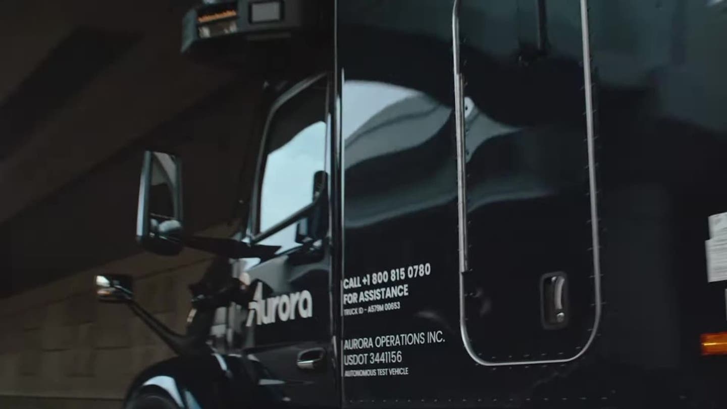 2 driverless robotrucks are now on the road in this state