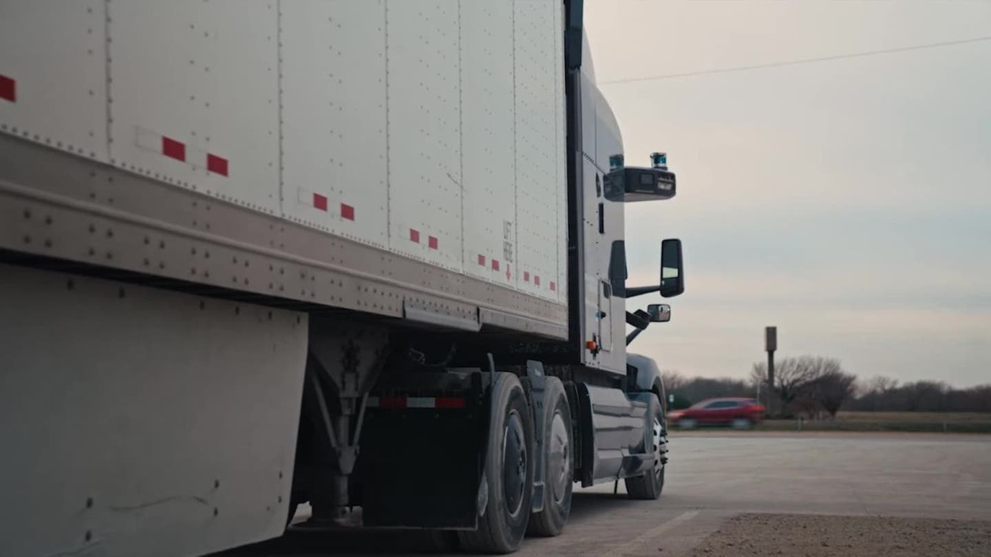 3 driverless robotrucks are now on the road in this state