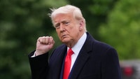 De'Aaron Fox says Trump's attendance at NBA Finals Game 3 makes security inconvenient for players, comparing screenings to TSA at Madison Square Garden.
