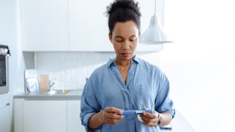 Doctors weigh in on popular weight-loss drugs causing mental health complications - Fox News