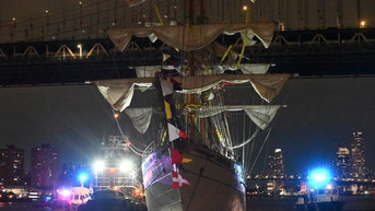 NTSB deploys 'go-team' to Brooklyn Bridge after Mexican Navy ship crashes - Fox News