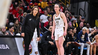 Fever coach unleashes after controversial no-call: 'Disrespect has been unbelievable' - Fox News