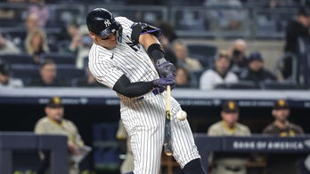Fan secretly snags Aaron Judge home run ball before guilty conscience kicks in
