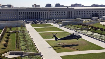 Army pauses helicopter training flights around Pentagon after 2 disruptions to commercial flights last week