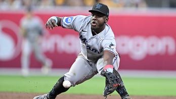 Marlins rookie Ronny Simon leaves in tears after being pulled following 3-error performance: 'It happens'