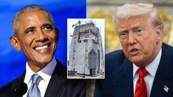 Trump offers to help Obama with presidential library's 'disaster'