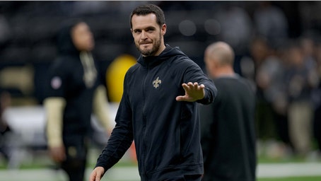 Derek Carr announces retirement from NFL after 11 seasons