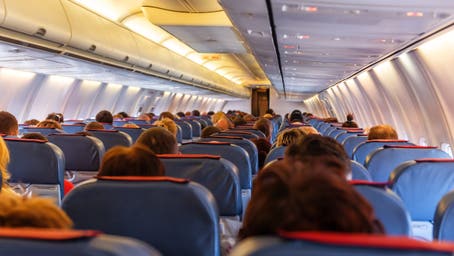 Mom pulls off sneaky airline seat hack that has other travelers in disbelief