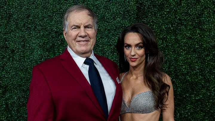 WATCH: Julie Banderas Stops By 'Fox News Saturday Night' To Discuss Bill Belichick's Interesting Love Life