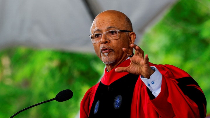Abraham verghese speaking at Harvard's commencement