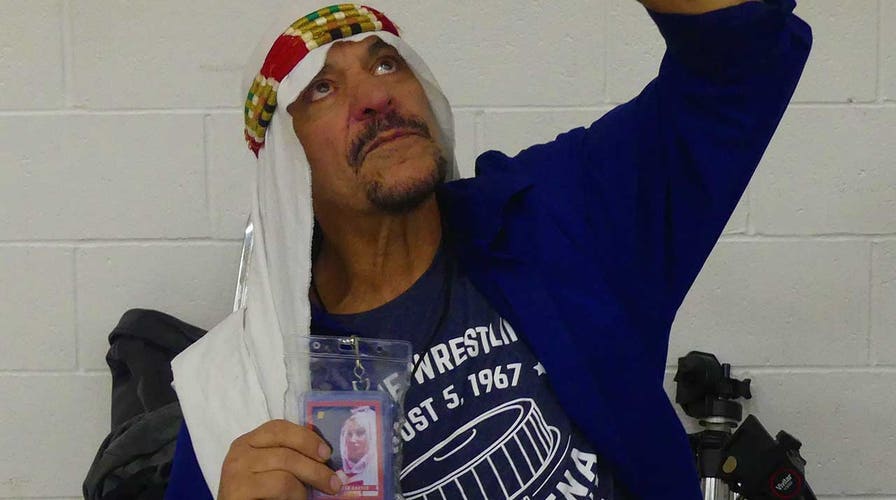 WrestleMania 41 fans launch into 'USA' chants after national anthem