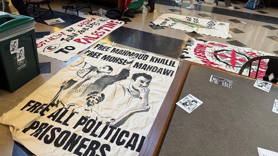 Protests Disrupt Columbia Library During Finals Week