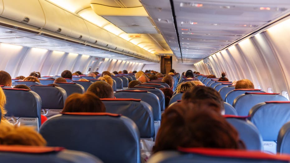 Mom pulls off sneaky airline seat hack that has other travelers in disbelief